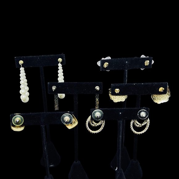 Lot Of 6 Gold Tone Pierced Earrings (4573) - Picture 8 of 8